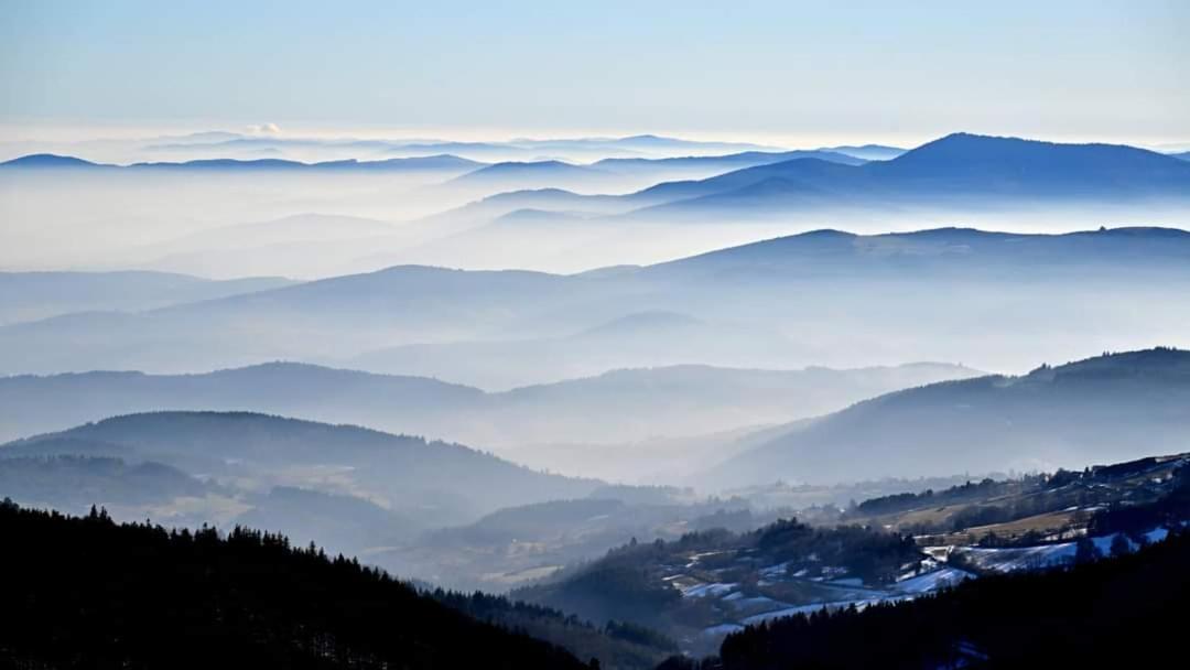 La Fortance Paradis Naturel - Proche De La Ville Planfoy Luaran gambar